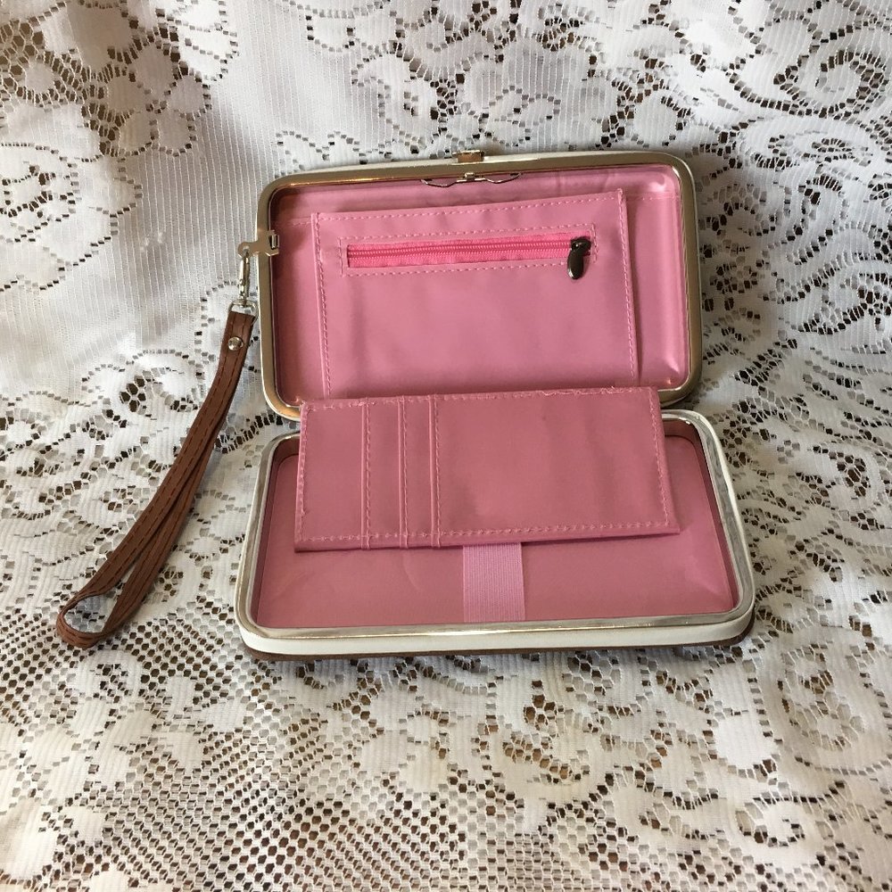 NIB WOMEN'S BROWN W/IVORY TRIM WRISTLET WALLET - Picture 13 of 13